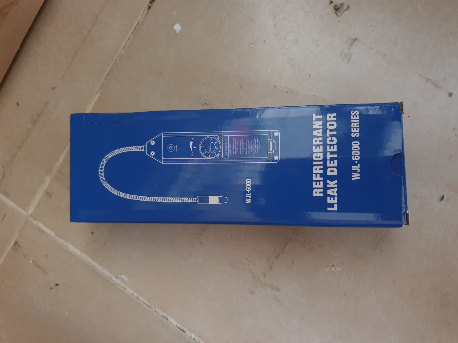 Refrigeration leak detector use for detecting refrigerant gas leaks in HVAC systems, cold rooms, air conditioning units, and automotive AC systems in Kenya, Uganda, and Tanzania supplied by System Star Industrial.